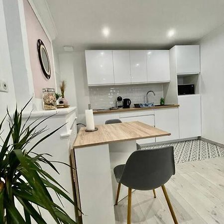 Joli Studio Cozy Tout Equipe Hyper Centre 생트 외부 사진